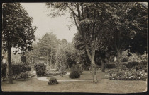 s.t, Boulogne-Billancourt . rue de Sèvres . - propriété de Mr Garnier, jardinPropriété de Mr Garnier au 16 rue de Sèvres, vue des jardins.