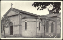 Boulogne-Billancourt - Eglise de l'Immaculée-Conception de Billancourt, Boulogne-Billancourt - place Bir-Hakeim . - façade de l'église de BillancourtVue sur la place Bir-Hakeim. Au centre, la façade de l'église de Billancourtnota bene : Construite entre 1832-1835 dans une propriété privée, l'église a été détruite lors du bombardement du 3 mars 1942.