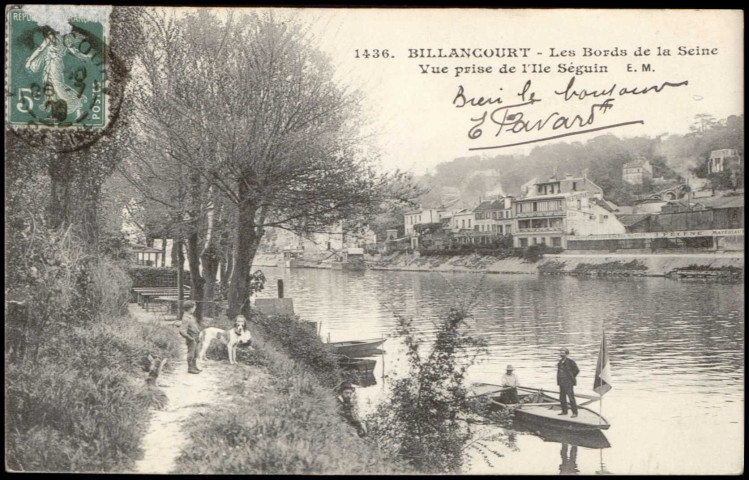 1436. Billancourt - Les Bords de la Seine . Vue prise de l'Ile Séguin, Boulogne-Billancourt . Ile Seguin . - Bords de SeineVue sur la Seine et les bords de Seine sur l'Ile Seguin à gauche et Meudon à droite.Au 1er plan à gauche : une embarcation avec 2 passagers et au bord 2 enfants et un chien