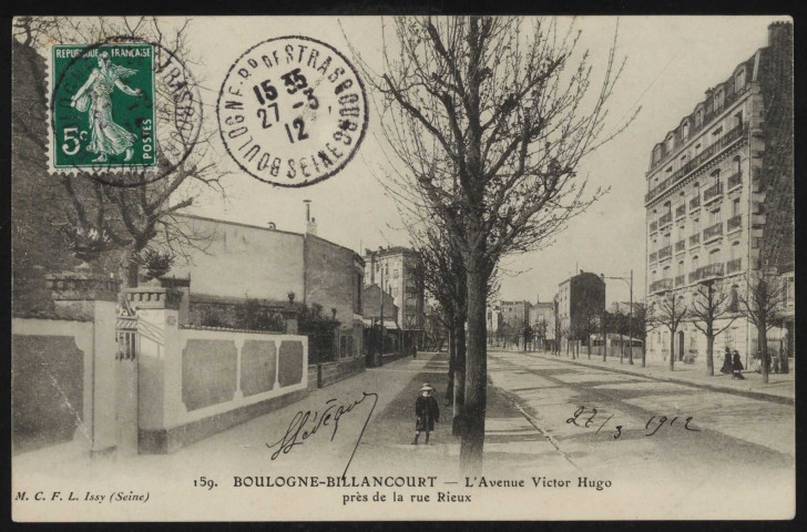 159 - Boulogne-Billancourt - L'Avenue Victor Hugo près de la rue Rieux, Boulogne-Billancourt . avenue Victor Hugo . - perspective