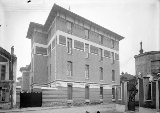 47 rue Saint-Denis, agrandissement de l'hospice