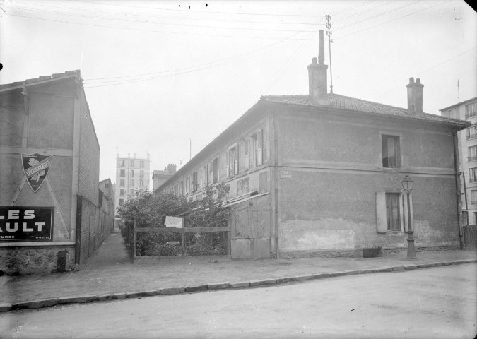 Rue de la Bellefeuille, cité Biquet