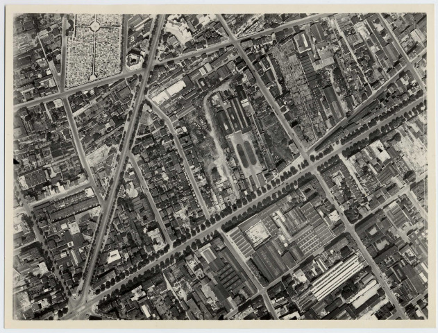 Boulogne-Billancourt, vues aériennes : Place Marcel Sembat, Rue Marcel Dassault, Rue Thiers, Rue de Vanves, Rue Henri Martin, Rue Gallieni, Rue de la Bellefeuille, Rue de l'Ouest, Rue de l'Est, Boulevard Jean Jaurès, Avenue Edouard Vaillant, Rue Danjou, Avenue Victor Hugo, Rue Rieux, Rue Emile Landrin