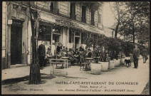 Hotel-Café-Restaurant du Commerce - 120 avenue Edouard-Vaillant - Billancourt (Seine), Boulogne-Billancourt . avenue du Général Leclerc . - hôtel-café-restaurant du CommerceClients et employés à la terrasse de l'hôtel-café-restaurant du Commerce. Façade de l'établissement.nota bene : actuel 4 avenue du Général Leclerc