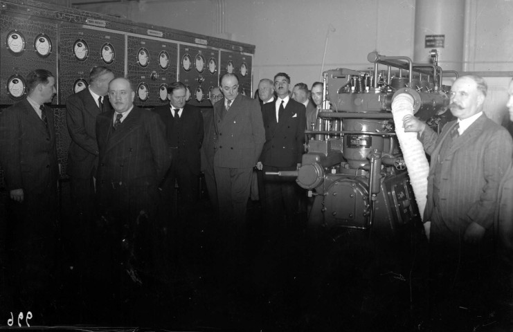 Visite du central téléphonique Molitor (7 juillet 1939)