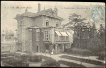 144 -Billancourt. Le Sanatorium : Pavillon de la direction, Boulogne-Billancourt . avenue du Général Leclerc . - Sanatorium, pavillon de la direction - Vue sur une partie des jardins et sur une façade du pavillon de la direction.