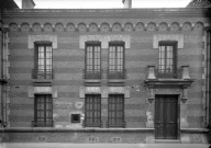 174 rue de Billancourt, façade du groupe scolaire