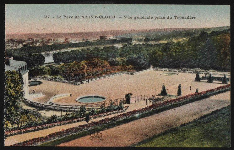 137 - Le parc de Saint-Cloud: vue générale prise du Trocadéro (s.d.).