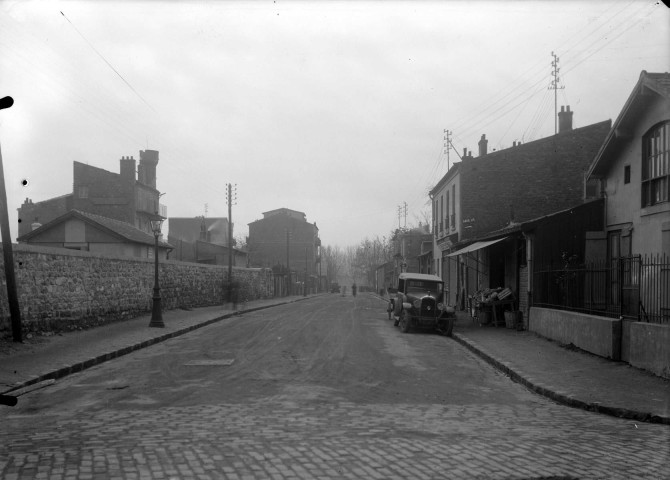 Rue du Fief vue de la rue du Point du Jour vers le boulevard de la République