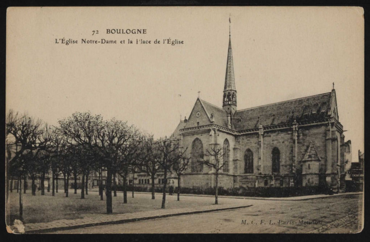 72- Boulogne L'église Notre-Dame et la Place de l'église. (s.d.).