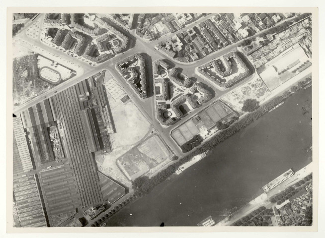 Boulogne-Billancourt, vues aériennes : Ville de Paris (porte de Saint-Cloud et bords de Seine)