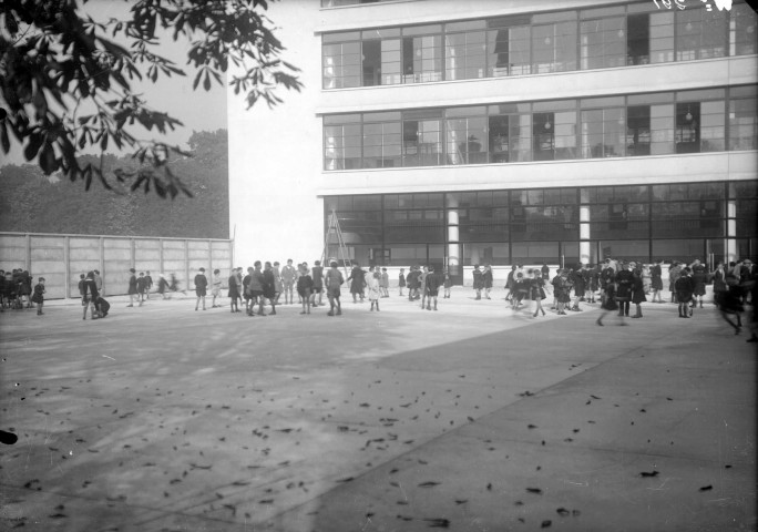 36 rue de Sèvres, groupe scolaire, cour des garçons