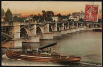 Saint-Cloud. - Le pont: vue sur Boulogne.