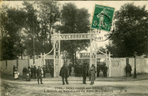 1767 - Boulogne-sur-Seine - L'Entrée du Vélodrome du Parc des Princes, Paris . Parc des Princes . - entrée du vélodromeVue sur l'entrée du vélodrome du Parc des Princes. A gauche, l'entrée des secondes, à droite le prix des places et le pesage des premières