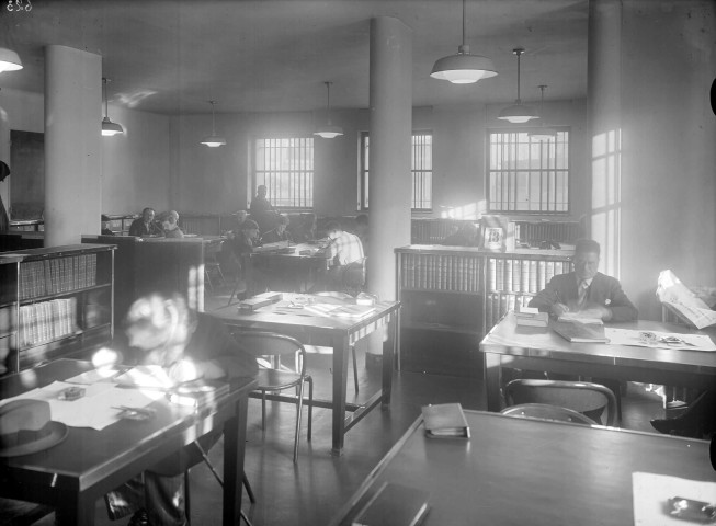 La salle de lecture de la bibliothèque