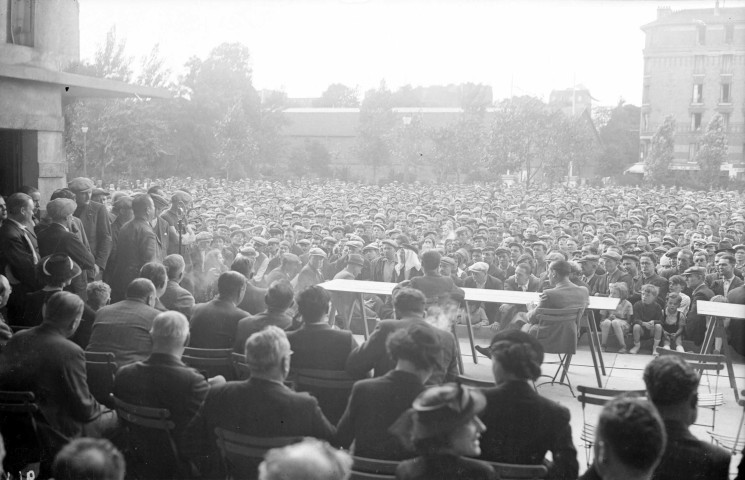 Inauguration de la maison des syndicats (7 juillet 1938)