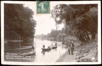 95 - Paris, Bois de Boulogne, Bords de Seine après le barrage, Bois de Boulogne . - bords de SeineVue sur des embarcations sur la Seine