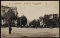 59 - Boulogne - Rond-Point et Chaussée du Pont, Boulogne-Billancourt . rond-point Rhin-et-Danube . - PerspectivePerspective au premier plan du rond point depuis l'avenue de la Reine puis au second plan de l'avenue de Lattre de Tassigny et de Saint-Cloud. Présence d'automobiles.