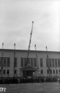 Démonstration des pompiers devant l'hôtel de ville (22 juillet 1934)