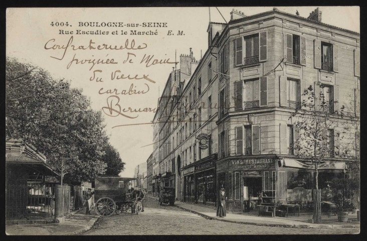 4004 - Boulogne-sur-Seine - Rue Escudier et le Marché, Boulogne-Billancourt . rue Escudier . - perspectiveA gauche le marché Escudier, au centre une hippomobile et à droite le vins-restaurant de la maison L. Renard puis la bijouterie P. Baudet "A l'Abeille"