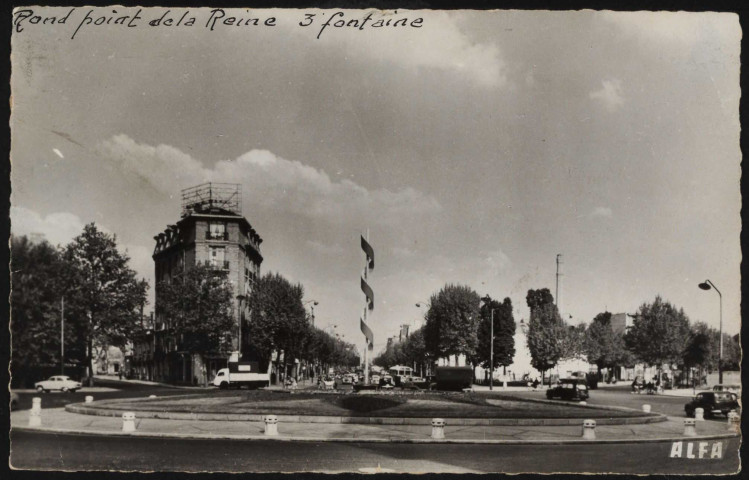 14 - Boulogne - Rond-Point Rhin et Danube, Boulogne-Billancourt . rond-point Rhin-et-Danube . - PerspectiveAu premier plan, le rond-point, au second plan à gauche l'avenue Jean-Baptiste Clément, au centre la route de la Reine et à droite l'avenue Morizet. Présence de quelques automobiles