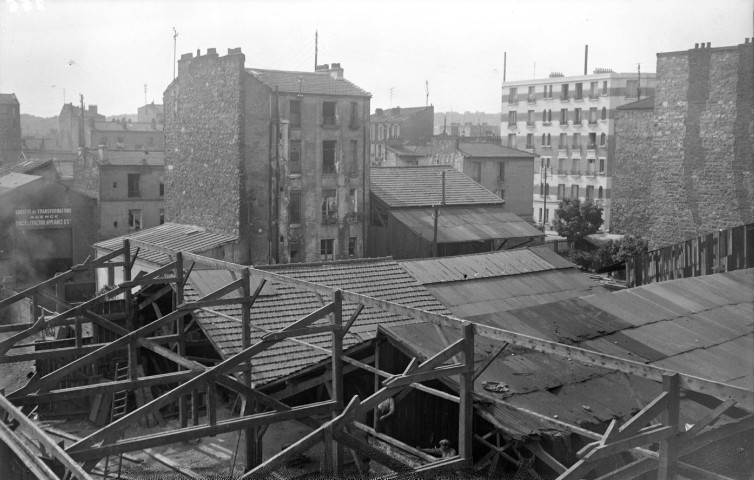 Chantier de l'hôtel de ville vers les rues Paul Bert et Galliéni