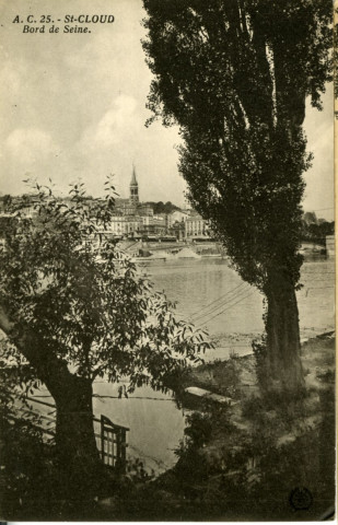 25 - Saint-Cloud - Bords de Seine, Saint-Cloud . - vue sur l'église, depuis le quai Alphonse Le Gallo, à Boulogne-Billancourt.