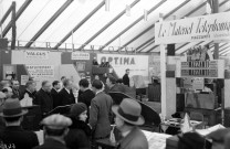 Entrée de la 3ème Foire Exposition d'urbanisme et d'hygiène de la ville de Boulogne-Billancourt (23 avril-3 mai 1936)