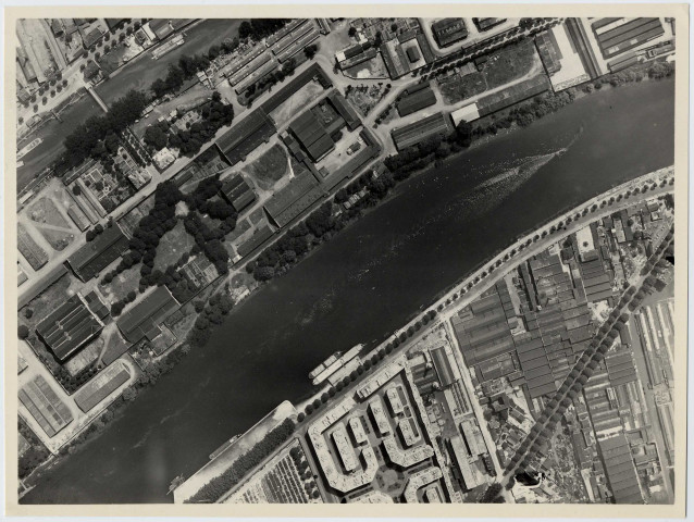 Boulogne-Billancourt, vues aériennes : Quai du Point du Jour, Rue de Seine, Avenue Pierre Grenier, Rue Emile Duclaux