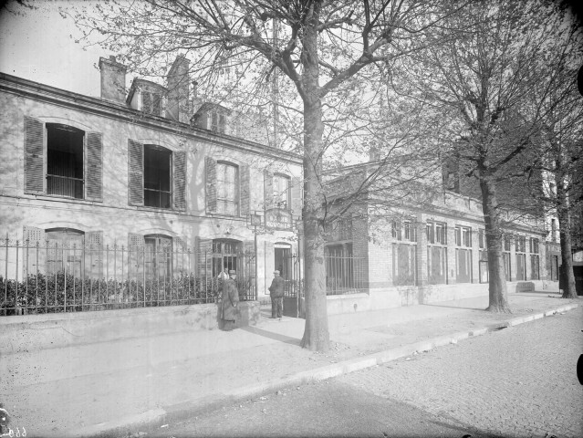 Façade des Bains-Douches, 2 avenue de Longchamp